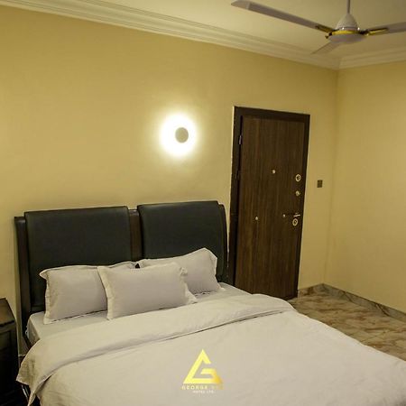 George Vee Hotel Ltd Кумасі Екстер'єр фото