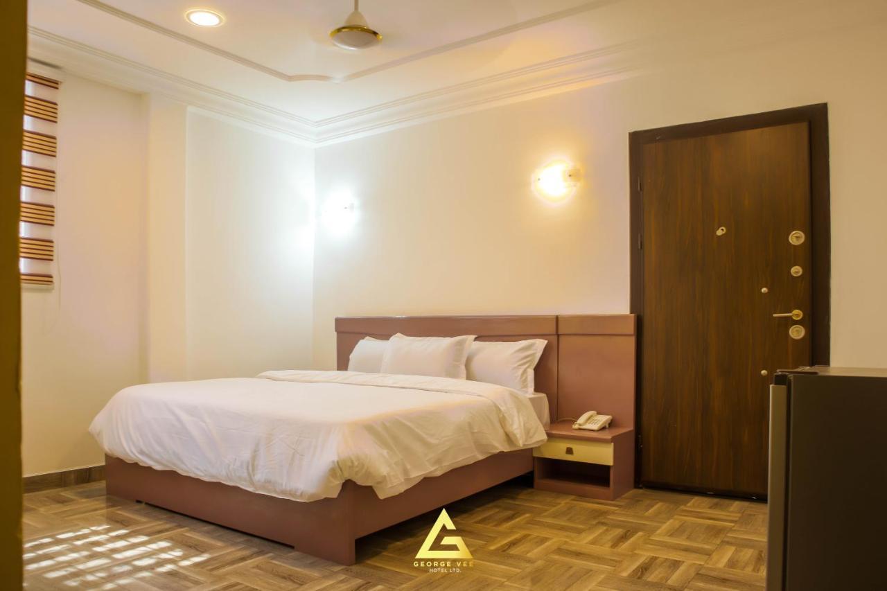 George Vee Hotel Ltd Кумасі Екстер'єр фото
