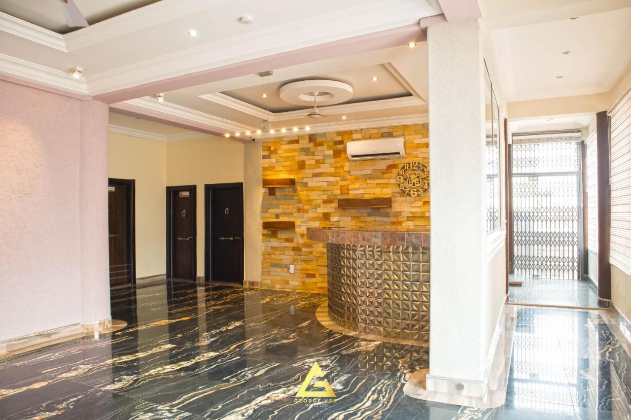 George Vee Hotel Ltd Кумасі Екстер'єр фото